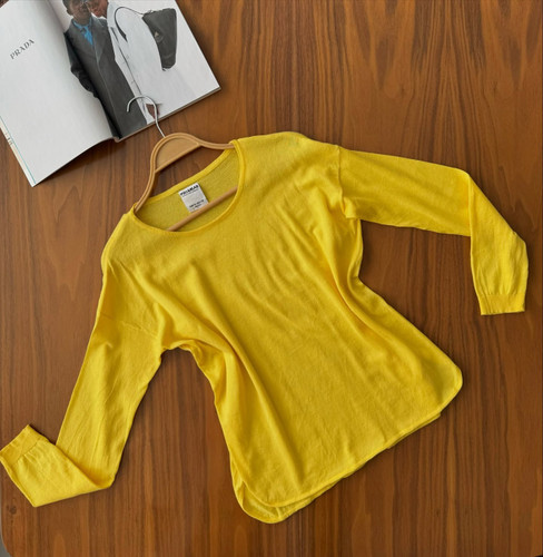 بافت ضخامت نازک خیلی لطیف و خوشرنگ برند pull&bear