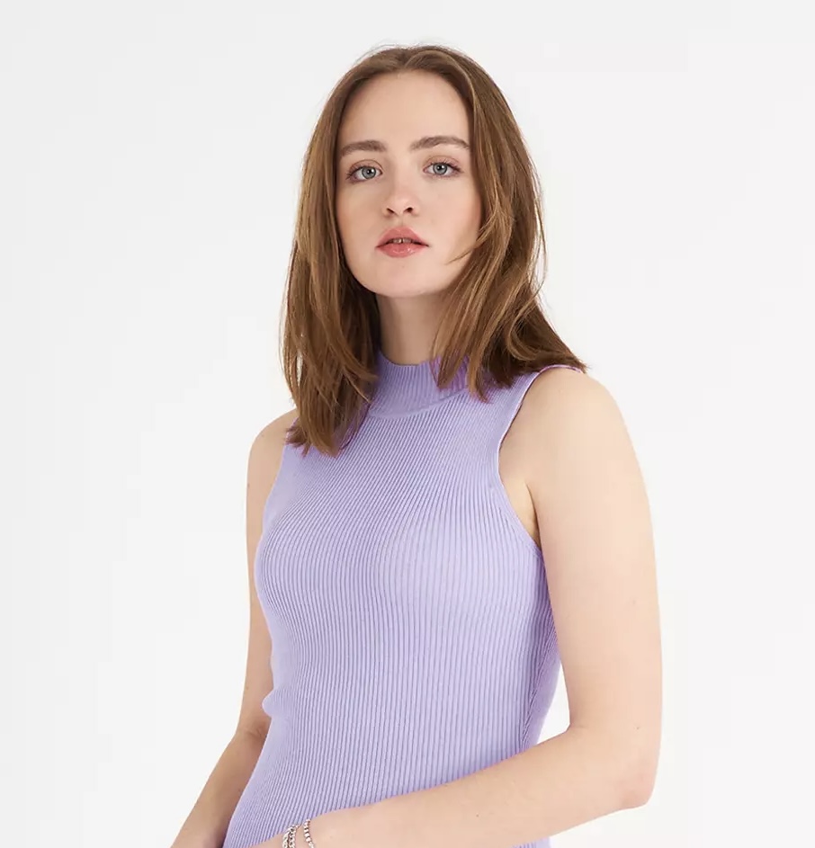 تاپ بافت خوشرنگ و خیلی لطیف و ناز برندstradivarius