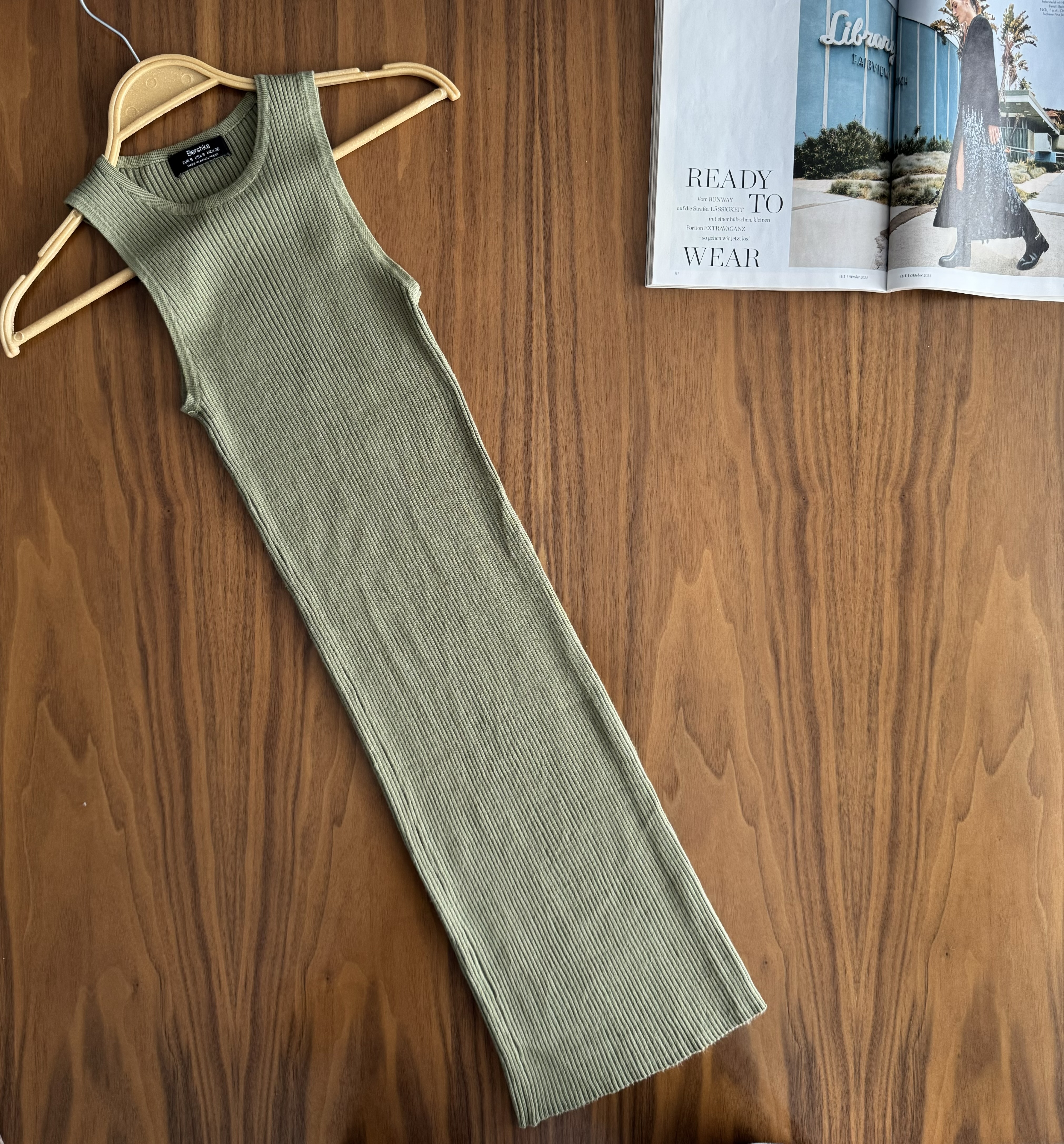 سارافون بافت خیلی خوشرنگ ولطیف برندbershka