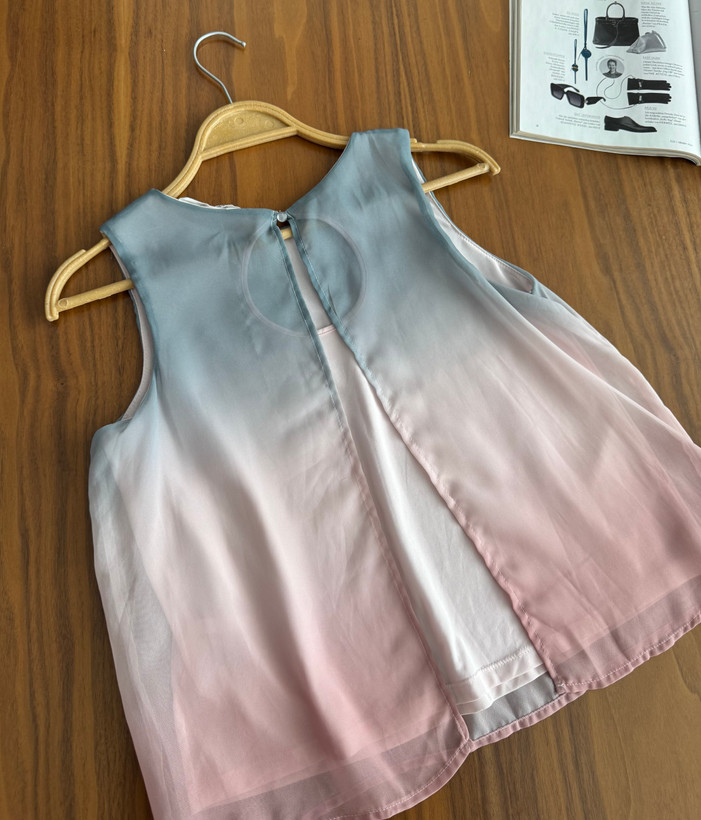 تاپ حریر ابریشمی استردار خیلی کیوت پولک دوزی شده برندh&m