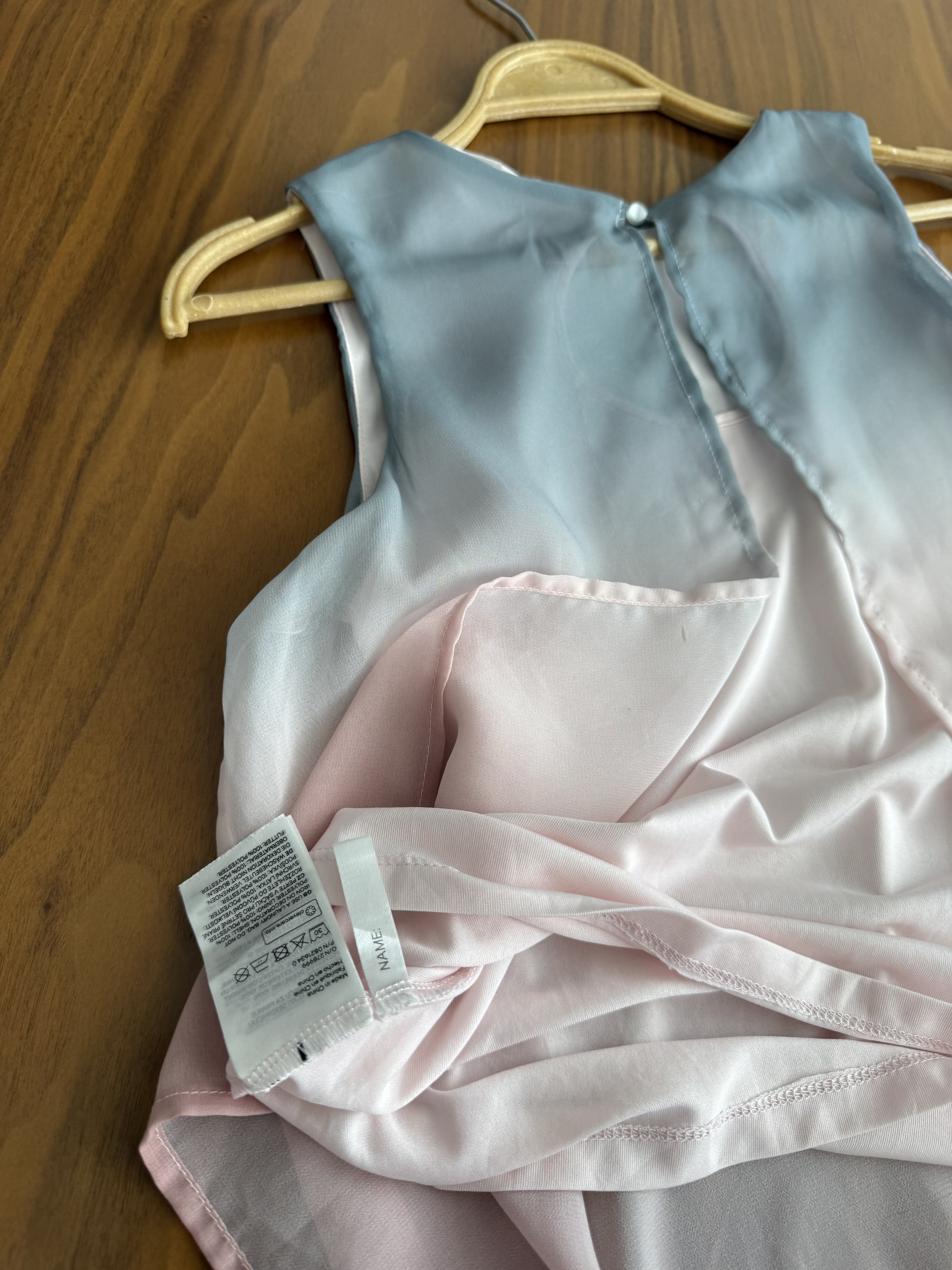 تاپ حریر ابریشمی استردار خیلی کیوت پولک دوزی شده برندh&m