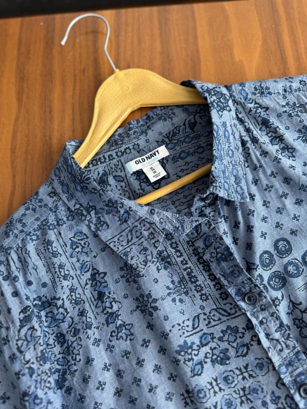 بلوز۱۰۰٪نخ پنبه خیلییییی خاص و شیک ولطیف برندold navy