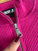 نیم زیپ بافت خیلیییی ناز ولطیف و بینظیر برند گرون 🦋DKNY🦋 حک برند روی زیپ